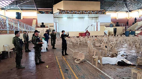 البابا فرنسيس ينعى ضحايا الهجوم على قداس في الفلبين