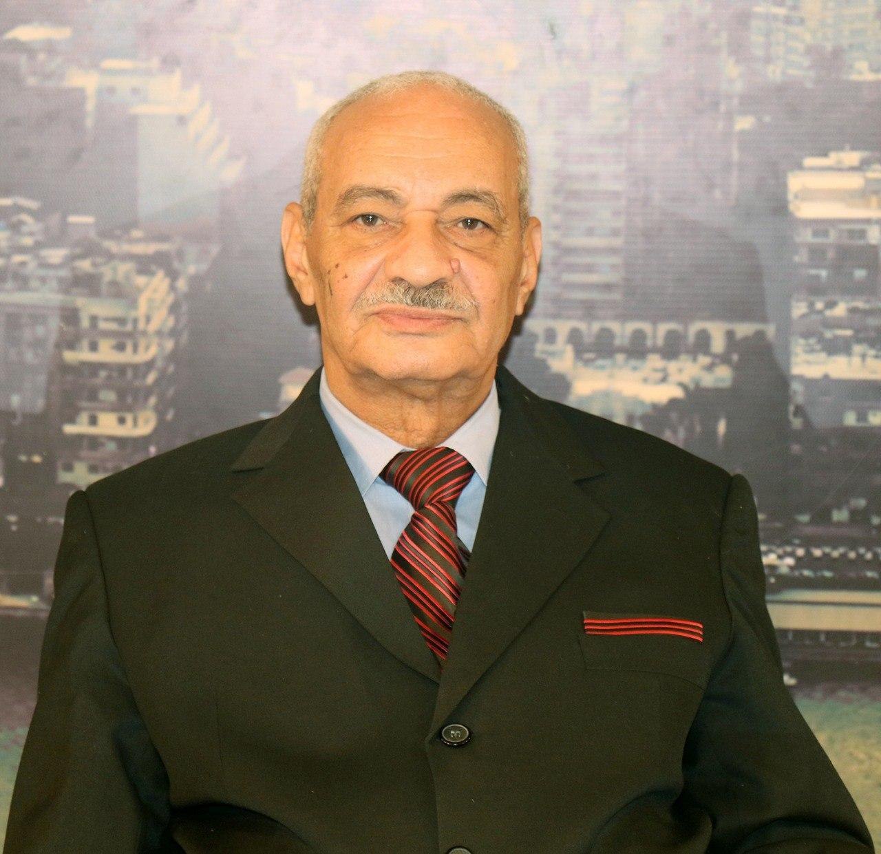 عصام عاشور